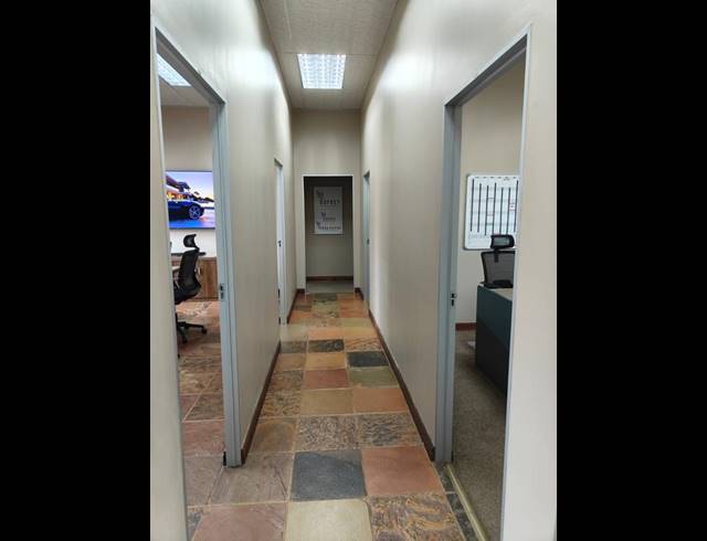 OFFICE PROPERTY TO RENT IN ELDORAIGNE